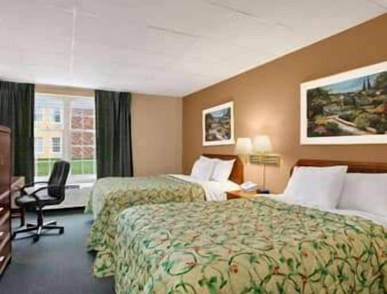 Days Inn By Wyndham Madisonville Eksteriør bilde